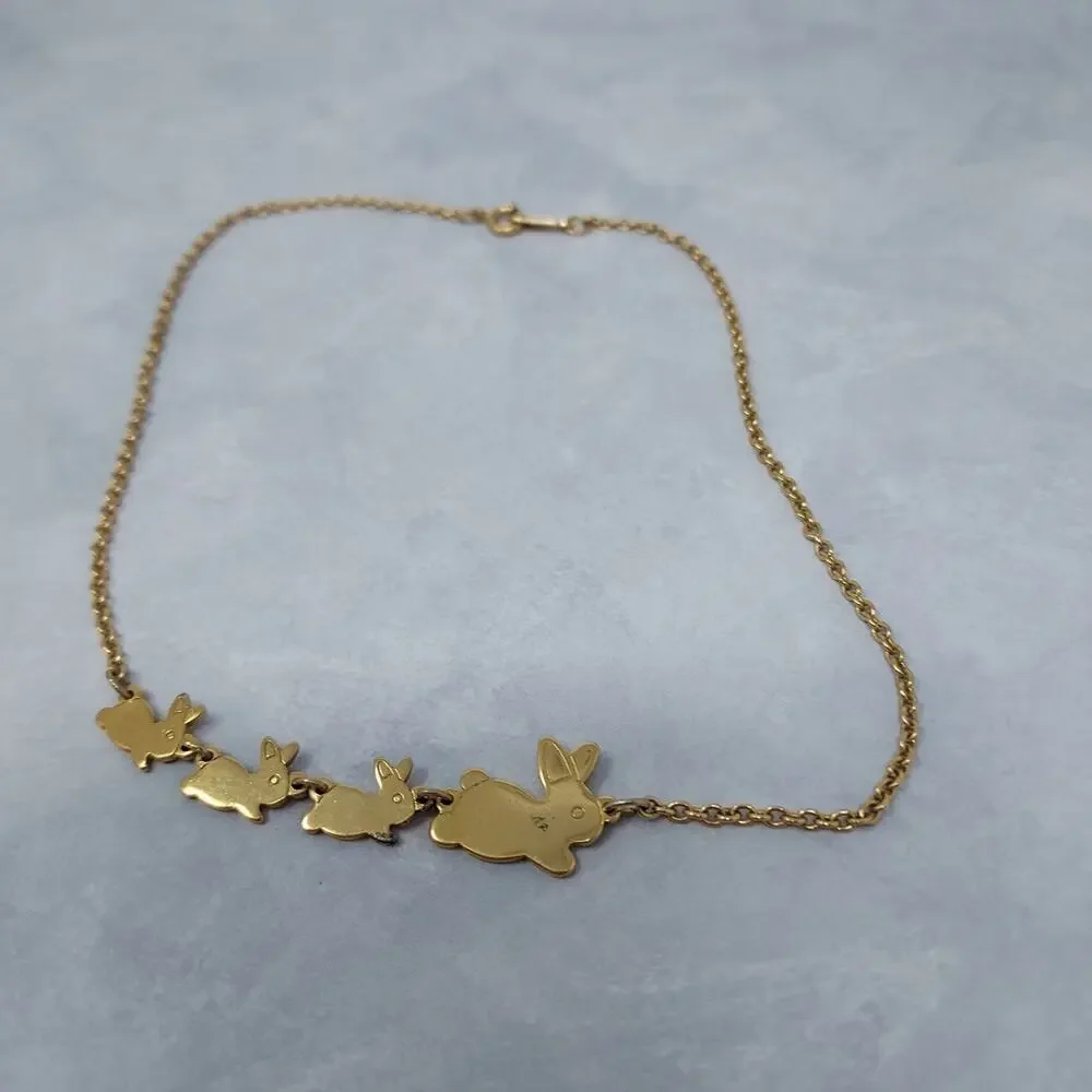 Vintage Avon Child's Necklace Mother Bunny with Babies Gold Tone 11